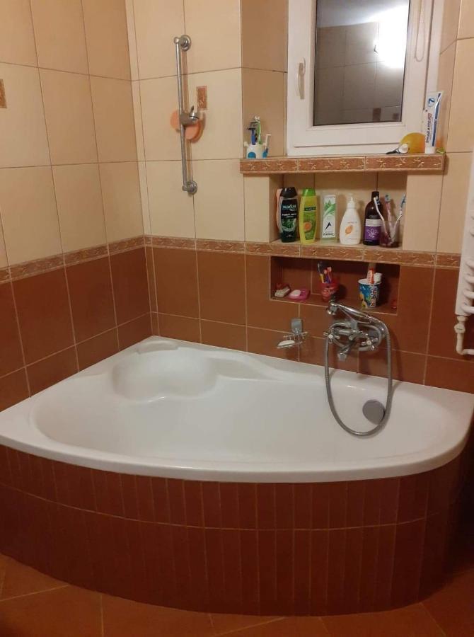 Jak W Domu Apartman Lubaczow Kültér fotó