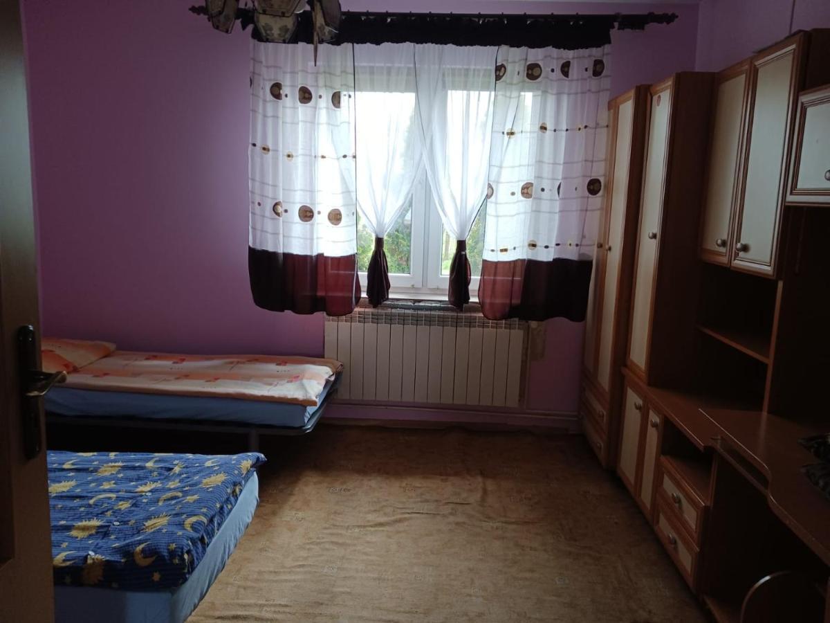 Jak W Domu Apartman Lubaczow Kültér fotó